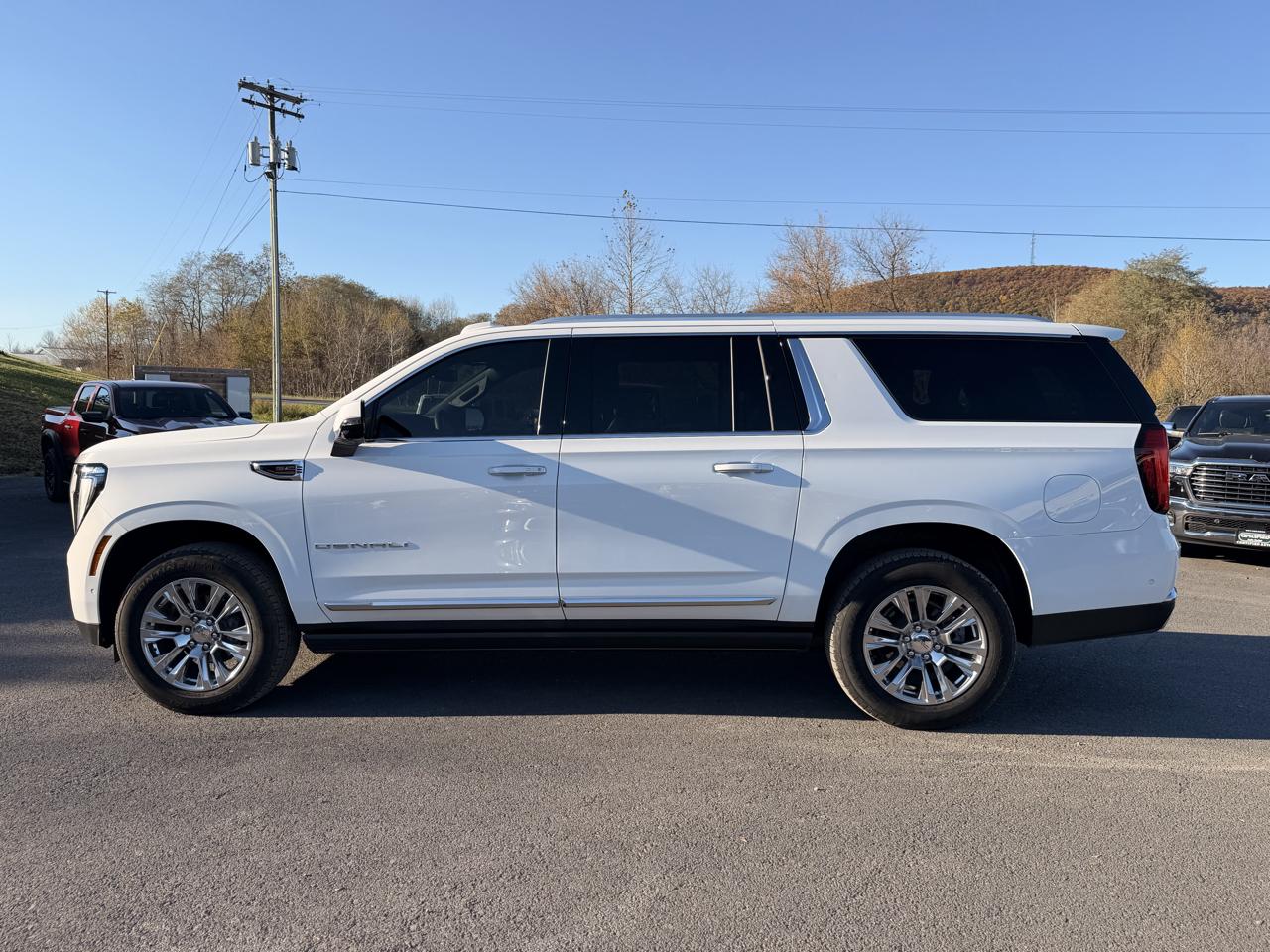 GMC Yukon XL Denali 4WD 2026