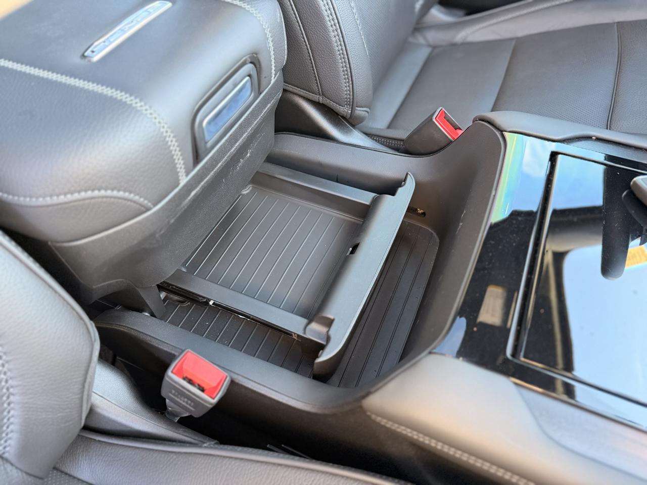 GMC Yukon XL Denali 4WD 2026