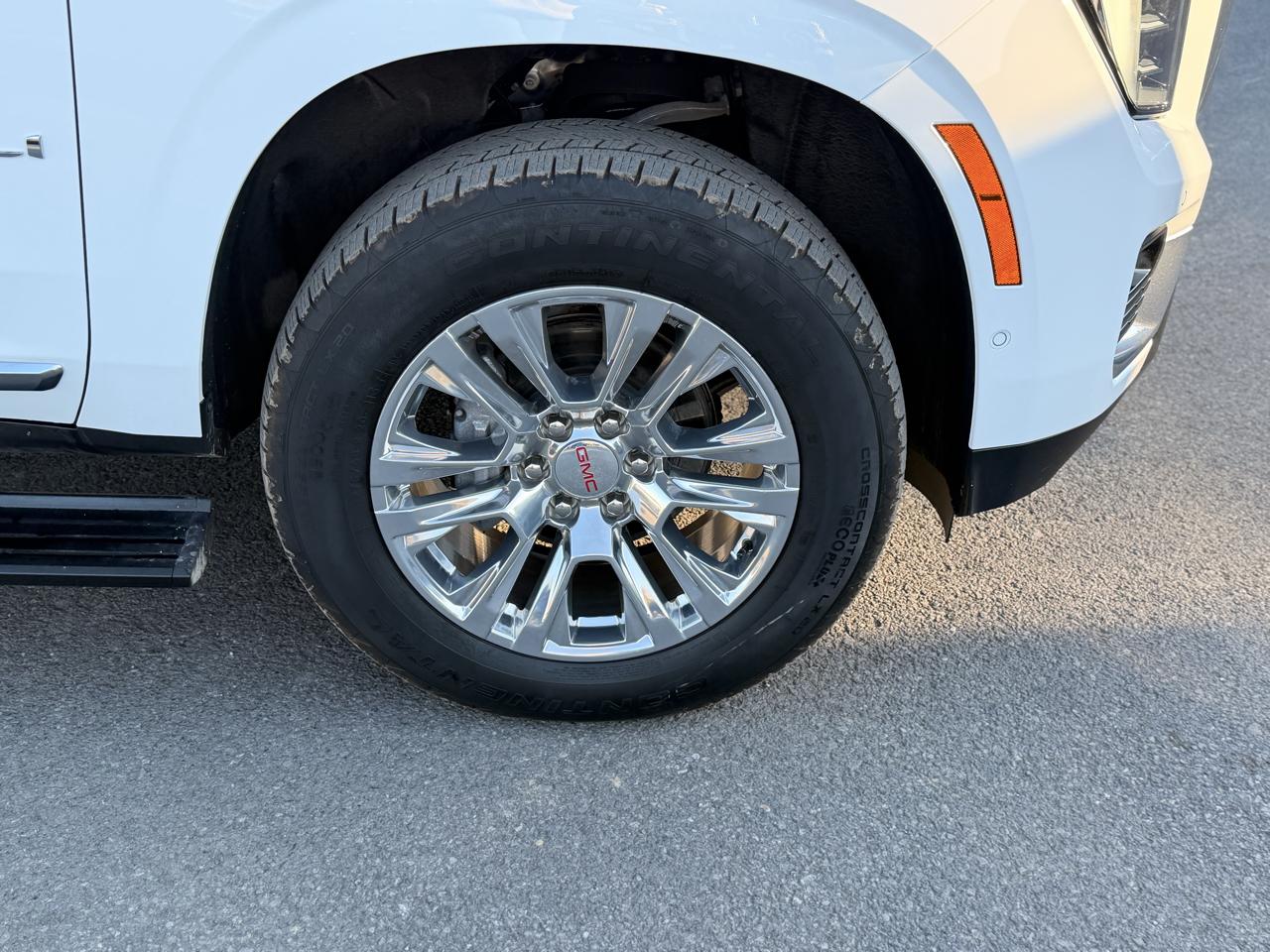 GMC Yukon XL Denali 4WD 2026