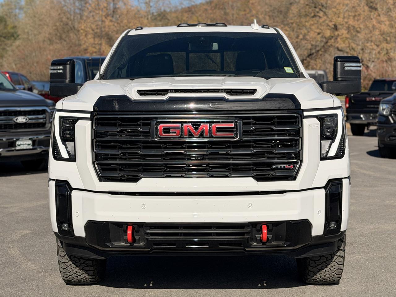 GMC Sierra 2500HD AT4 Crew Cab 4WD 2026
