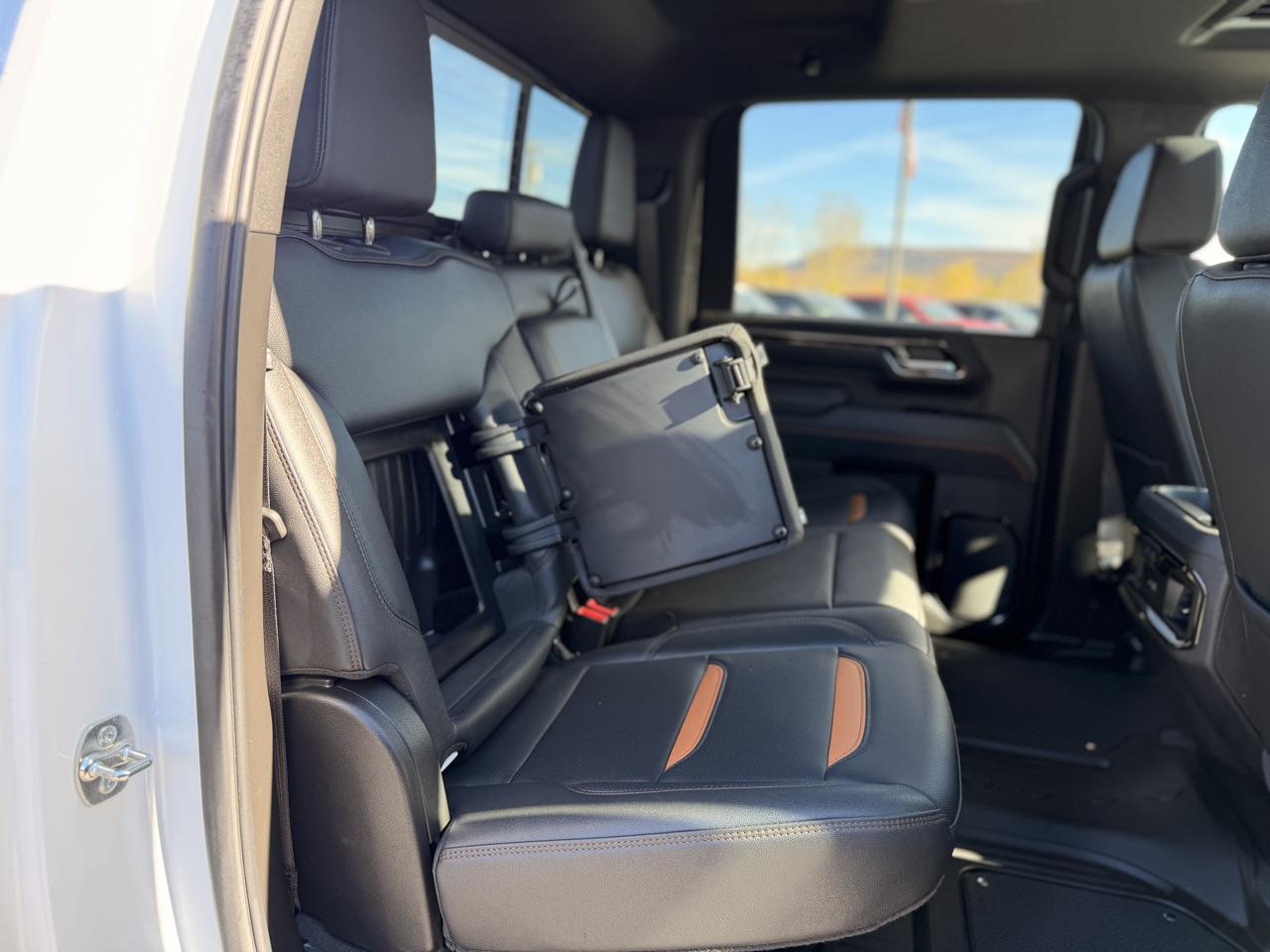 GMC Sierra 2500HD AT4 Crew Cab 4WD 2026