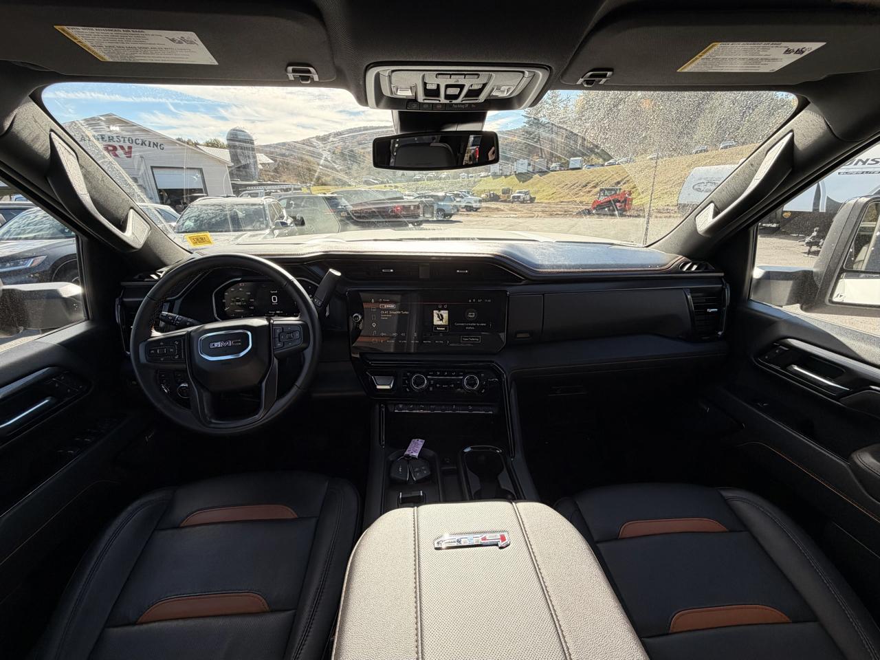 GMC Sierra 2500HD AT4 Crew Cab 4WD 2026