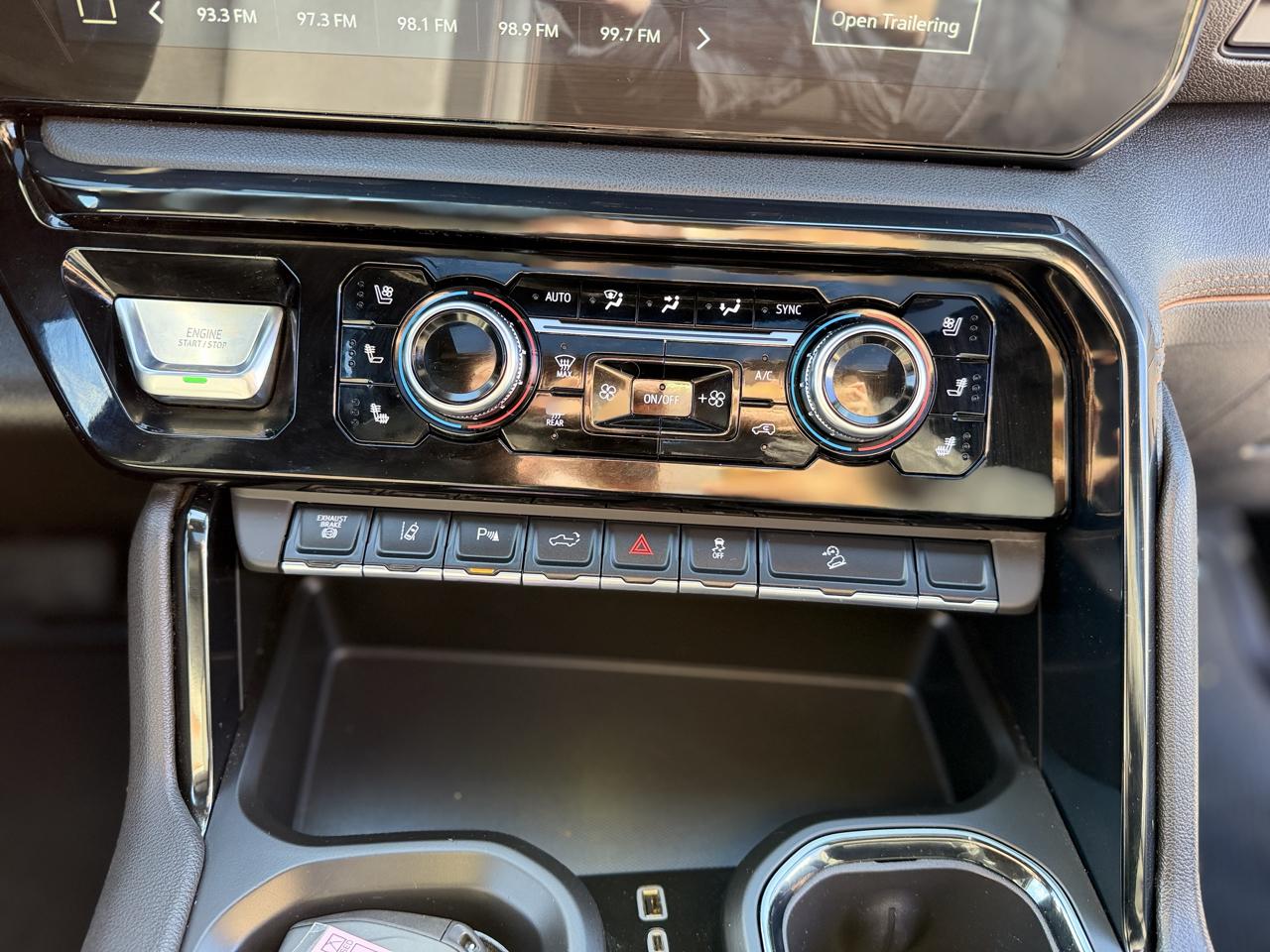 GMC Sierra 2500HD AT4 Crew Cab 4WD 2026
