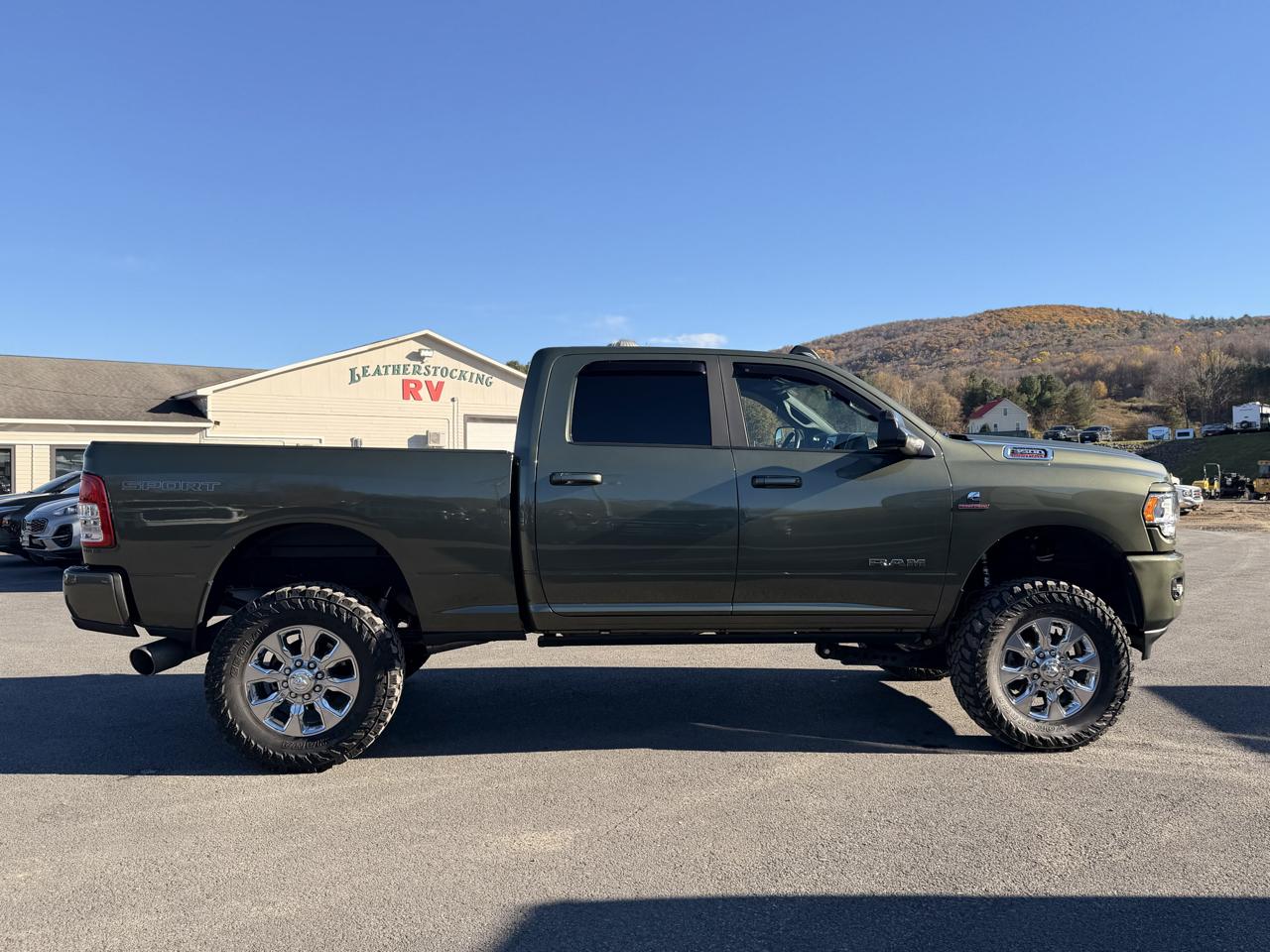 RAM 3500 Big Horn Crew Cab SWB 4WD 2022