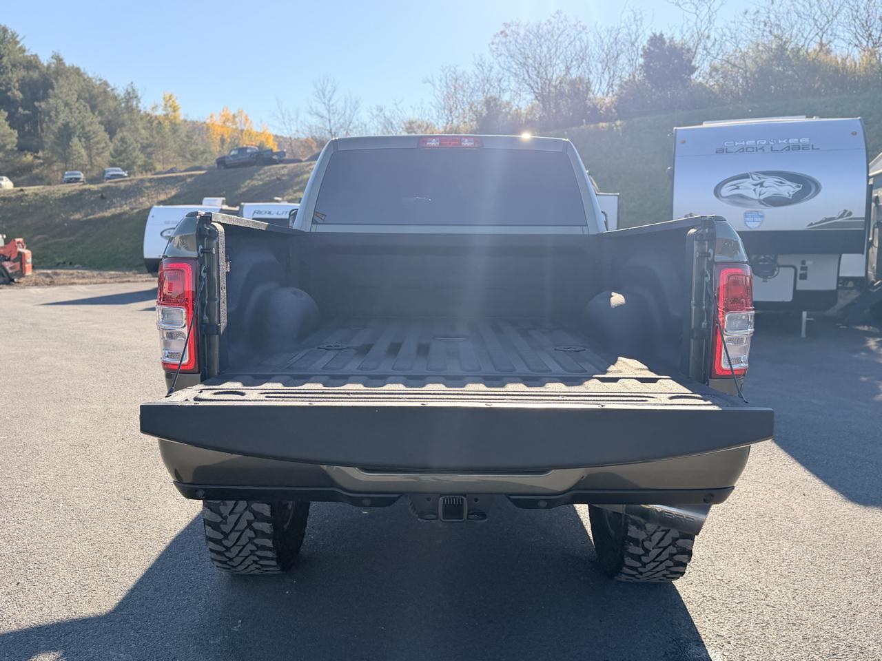 RAM 3500 Big Horn Crew Cab SWB 4WD 2022