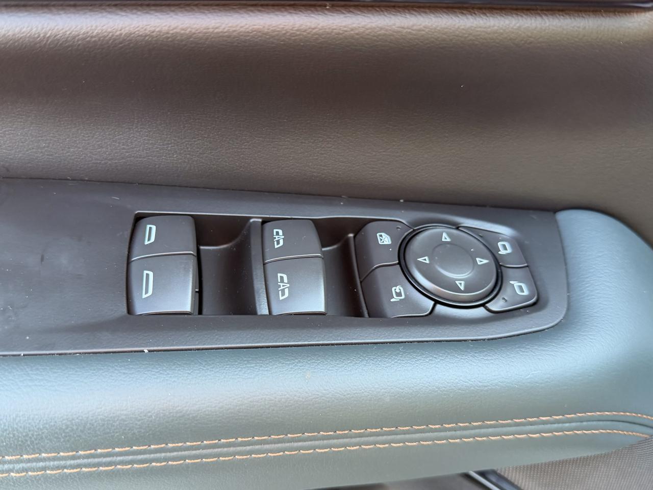 GMC Yukon AT4 4WD 2025