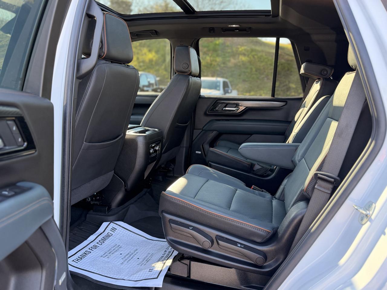 GMC Yukon AT4 4WD 2025