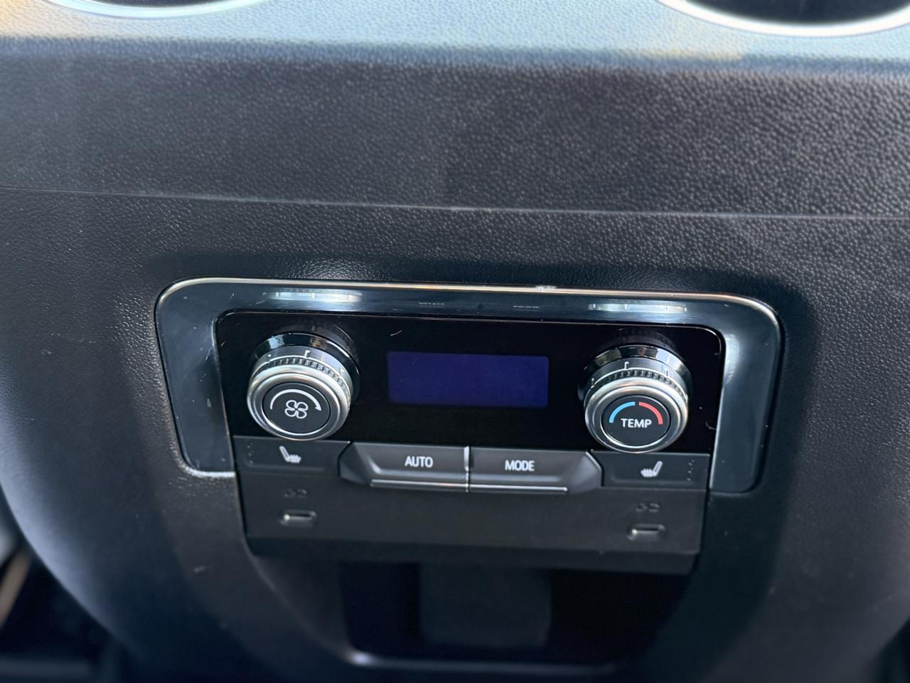GMC Yukon AT4 4WD 2025