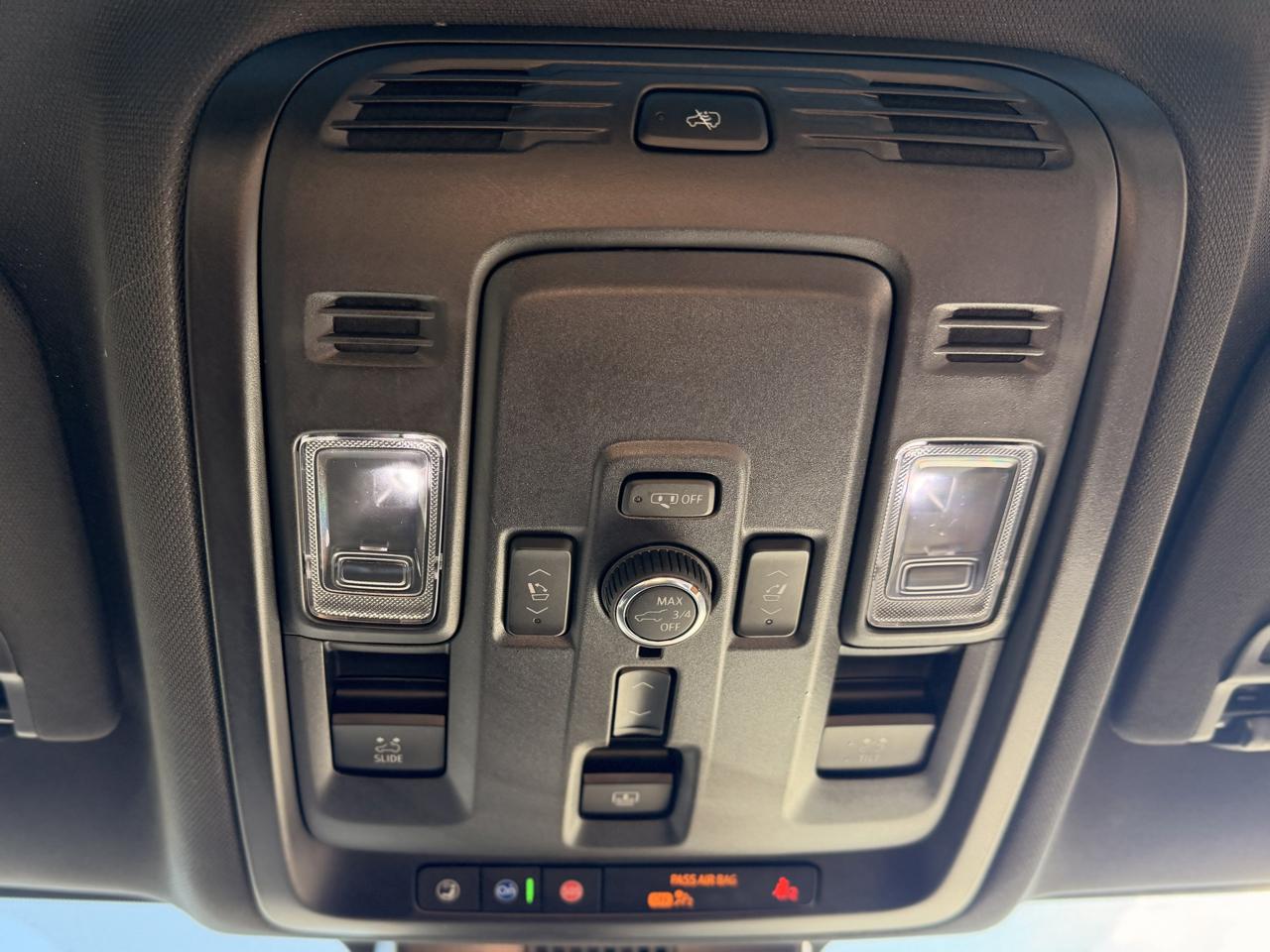 GMC Yukon AT4 4WD 2025