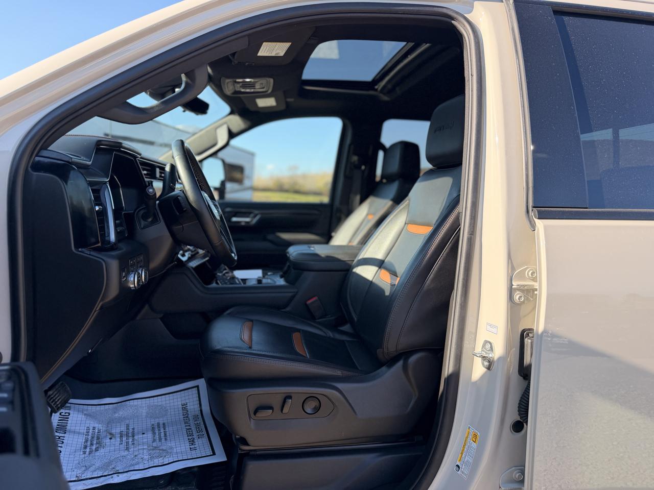GMC Sierra 2500HD AT4 Crew Cab 4WD 2026
