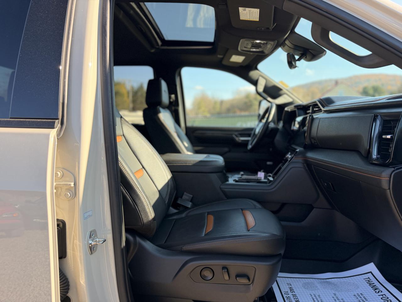 GMC Sierra 2500HD AT4 Crew Cab 4WD 2026