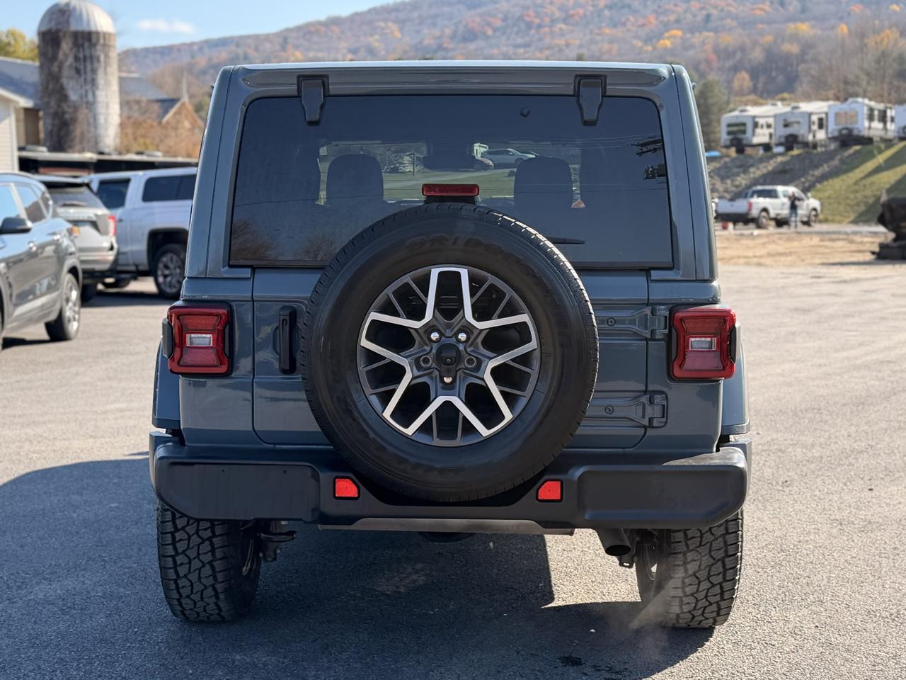 Jeep Wrangler Sahara 2024