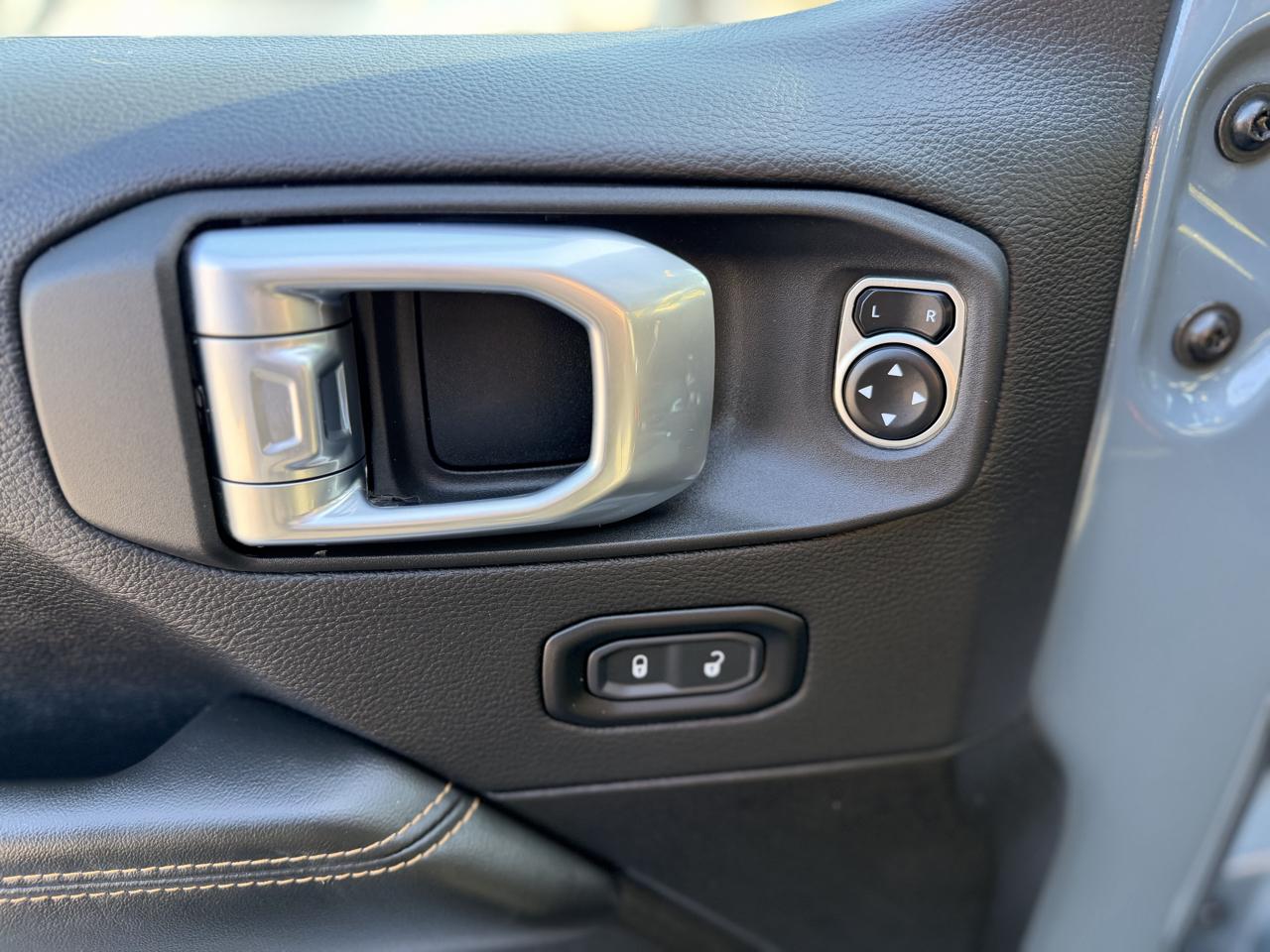 Jeep Wrangler Sahara 2024