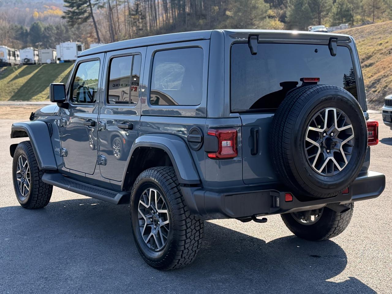 Jeep Wrangler Sahara 2024