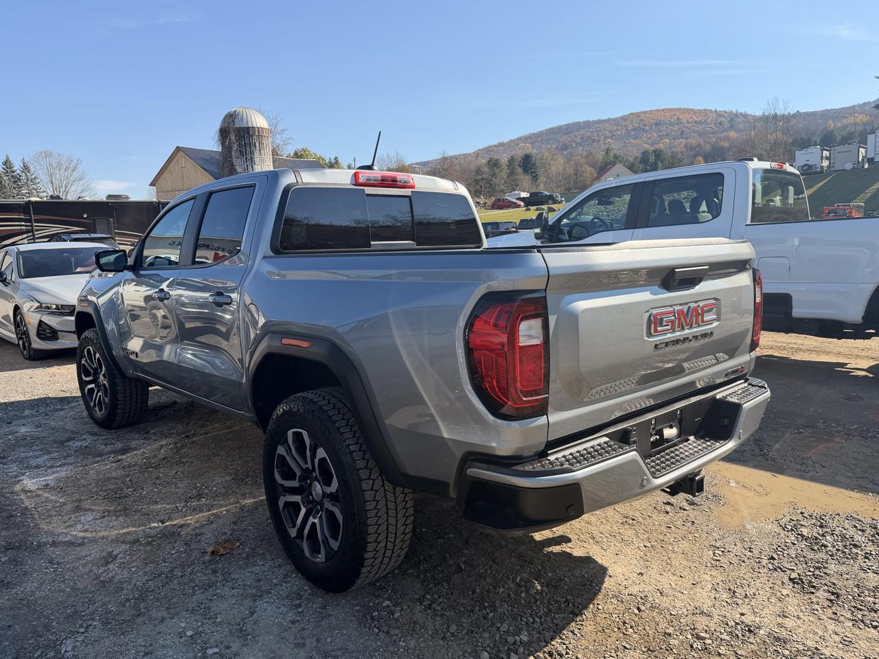 GMC Canyon AT4 Crew Cab 4WD 2024