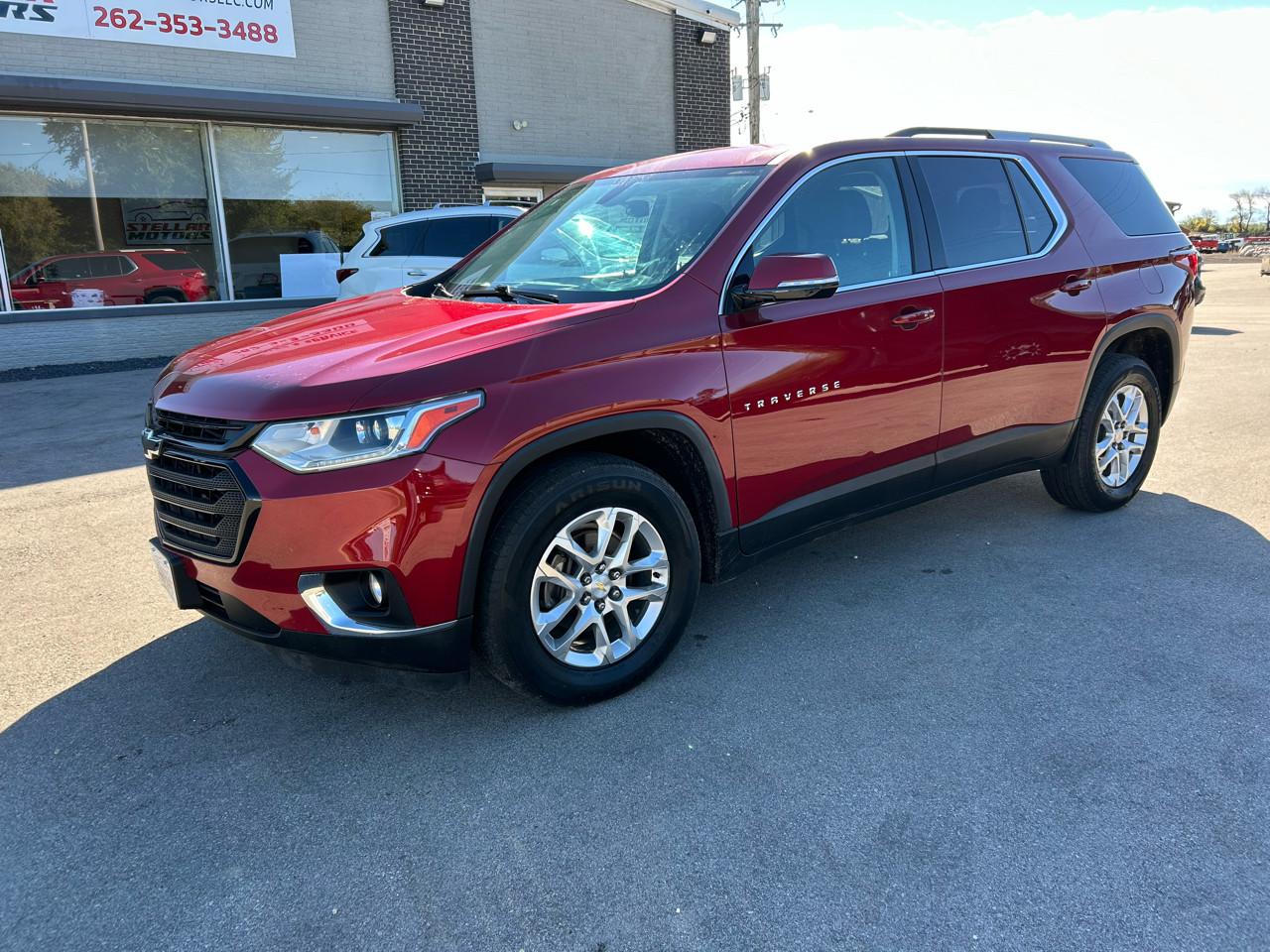 Chevrolet Traverse AWD 4dr LT Cloth w/1LT 2018 Chevrolet Traverse AWD 4dr LT Cloth w/1LT 2018