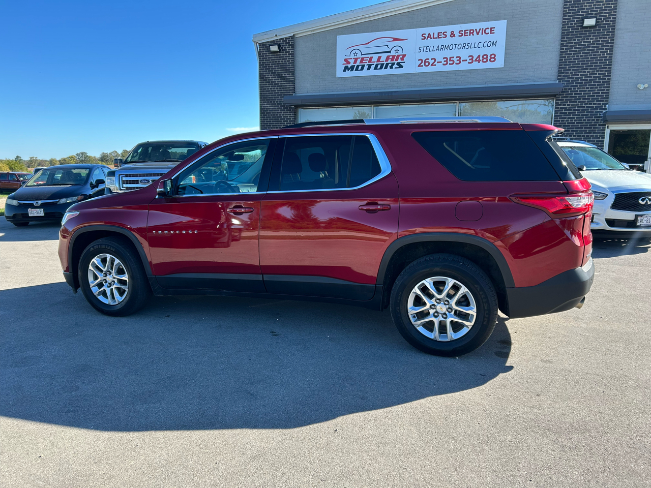 Chevrolet Traverse AWD 4dr LT Cloth w/1LT 2018 Chevrolet Traverse AWD 4dr LT Cloth w/1LT 2018