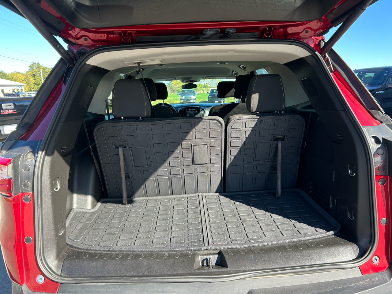 Chevrolet Traverse AWD 4dr LT Cloth w/1LT 2018 Chevrolet Traverse AWD 4dr LT Cloth w/1LT 2018