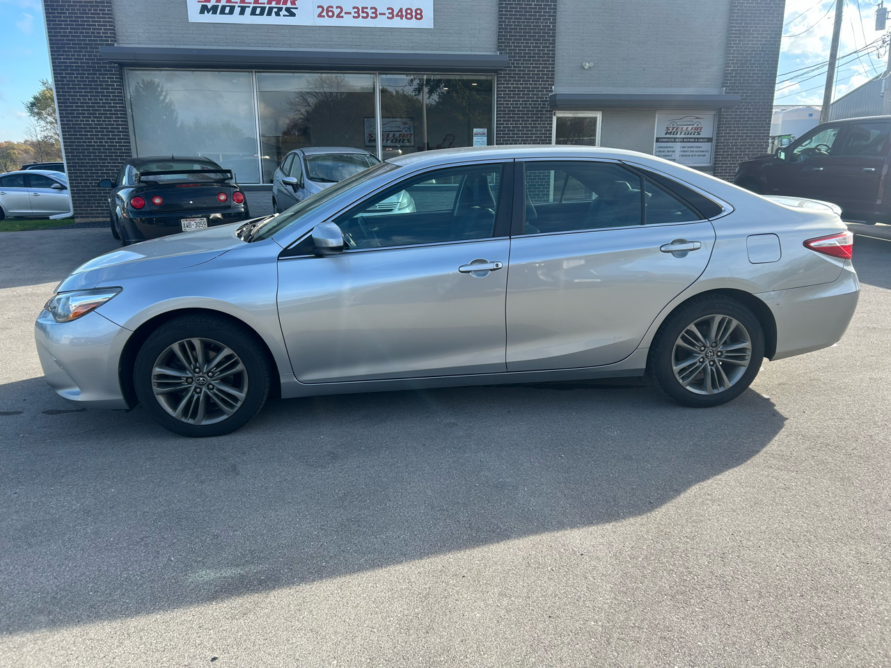 Toyota Camry 4dr Sdn I4 Auto SE w/Special Edition Pkg (Natl) 2016 Toyota Camry 4dr Sdn I4 Auto SE w/Special Edition Pkg (Natl) 2016