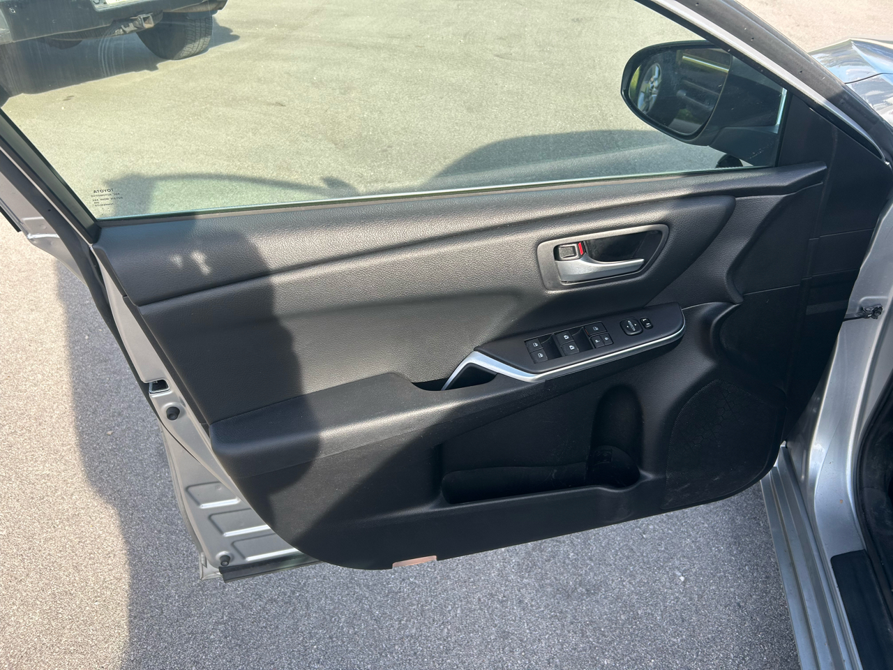 Toyota Camry 4dr Sdn I4 Auto SE w/Special Edition Pkg (Natl) 2016 Toyota Camry 4dr Sdn I4 Auto SE w/Special Edition Pkg (Natl) 2016