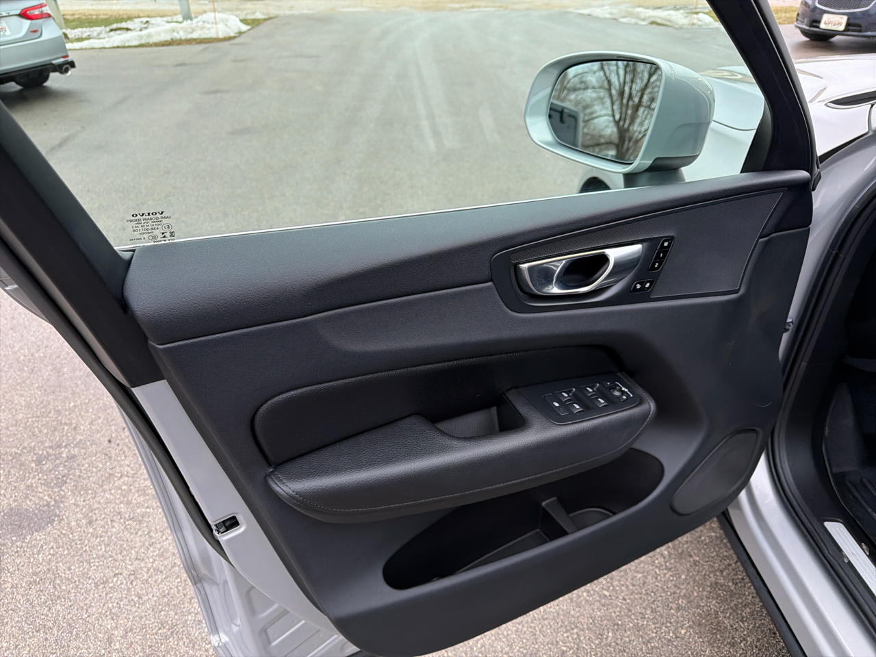 Volvo XC60 B5 AWD Momentum 2022