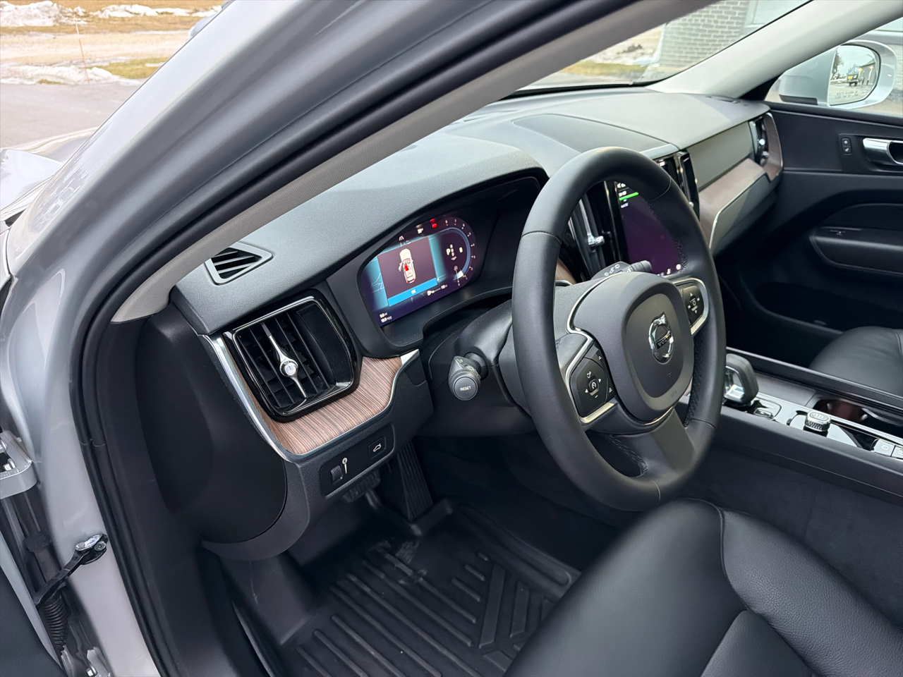 Volvo XC60 B5 AWD Momentum 2022