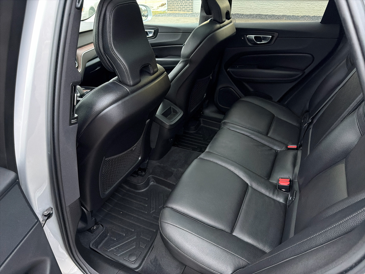 Volvo XC60 B5 AWD Momentum 2022