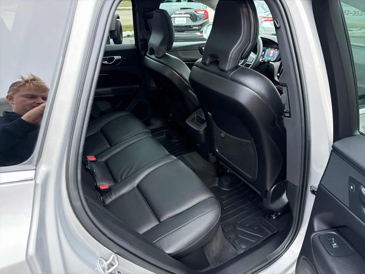 Volvo XC60 B5 AWD Momentum 2022