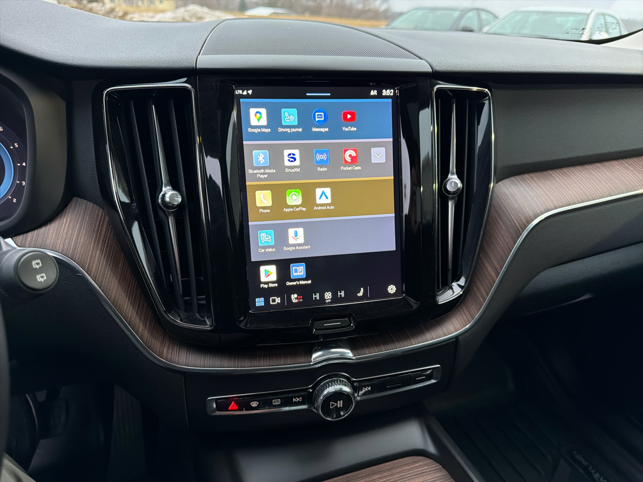 Volvo XC60 B5 AWD Momentum 2022