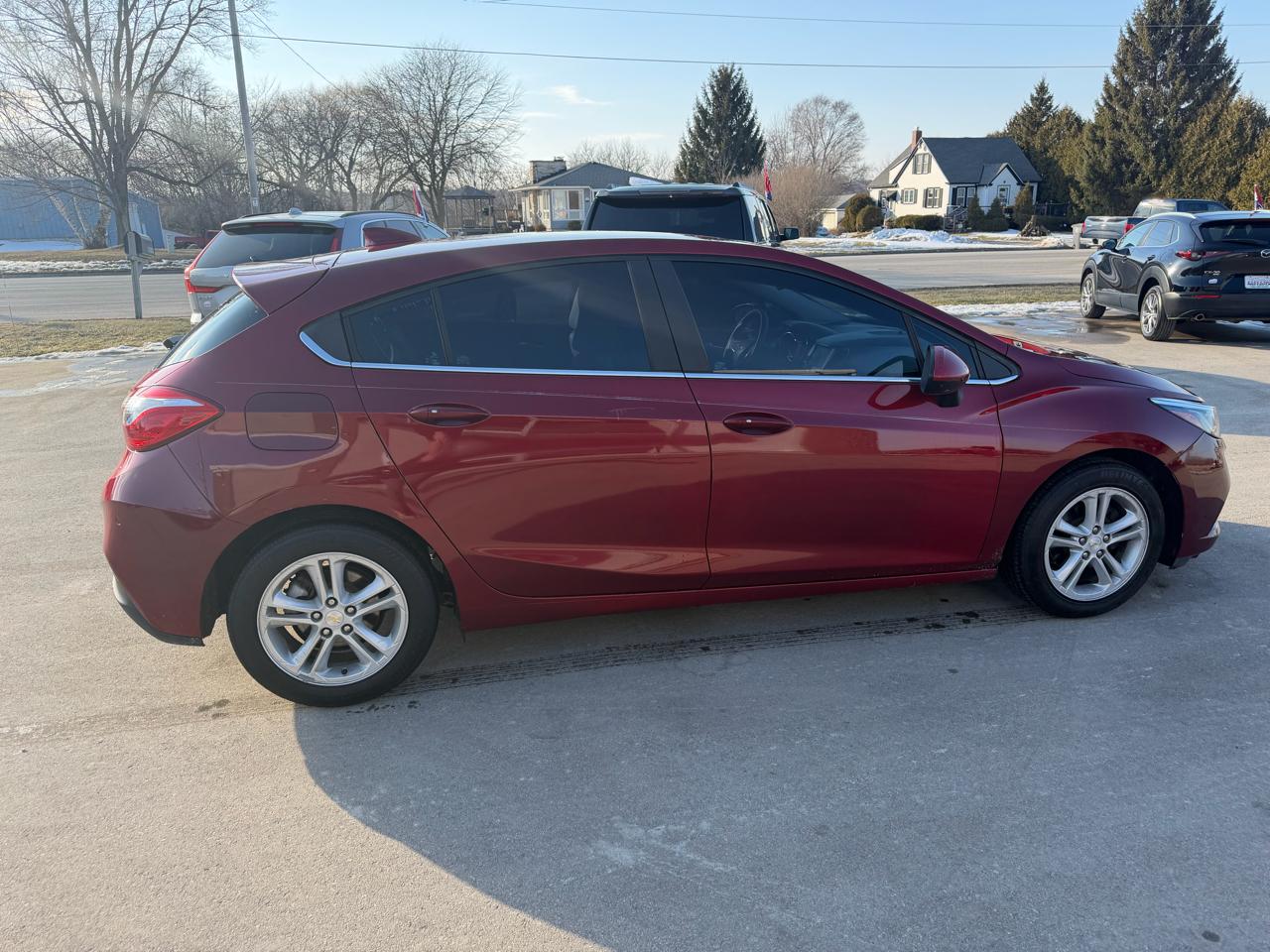 Chevrolet Cruze 4dr HB 1.4L LT w/1SD 2017