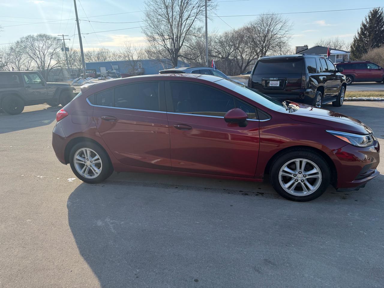 Chevrolet Cruze 4dr HB 1.4L LT w/1SD 2017