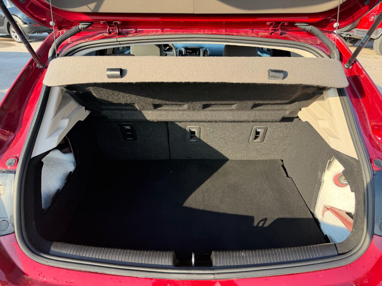 Chevrolet Cruze 4dr HB 1.4L LT w/1SD 2017