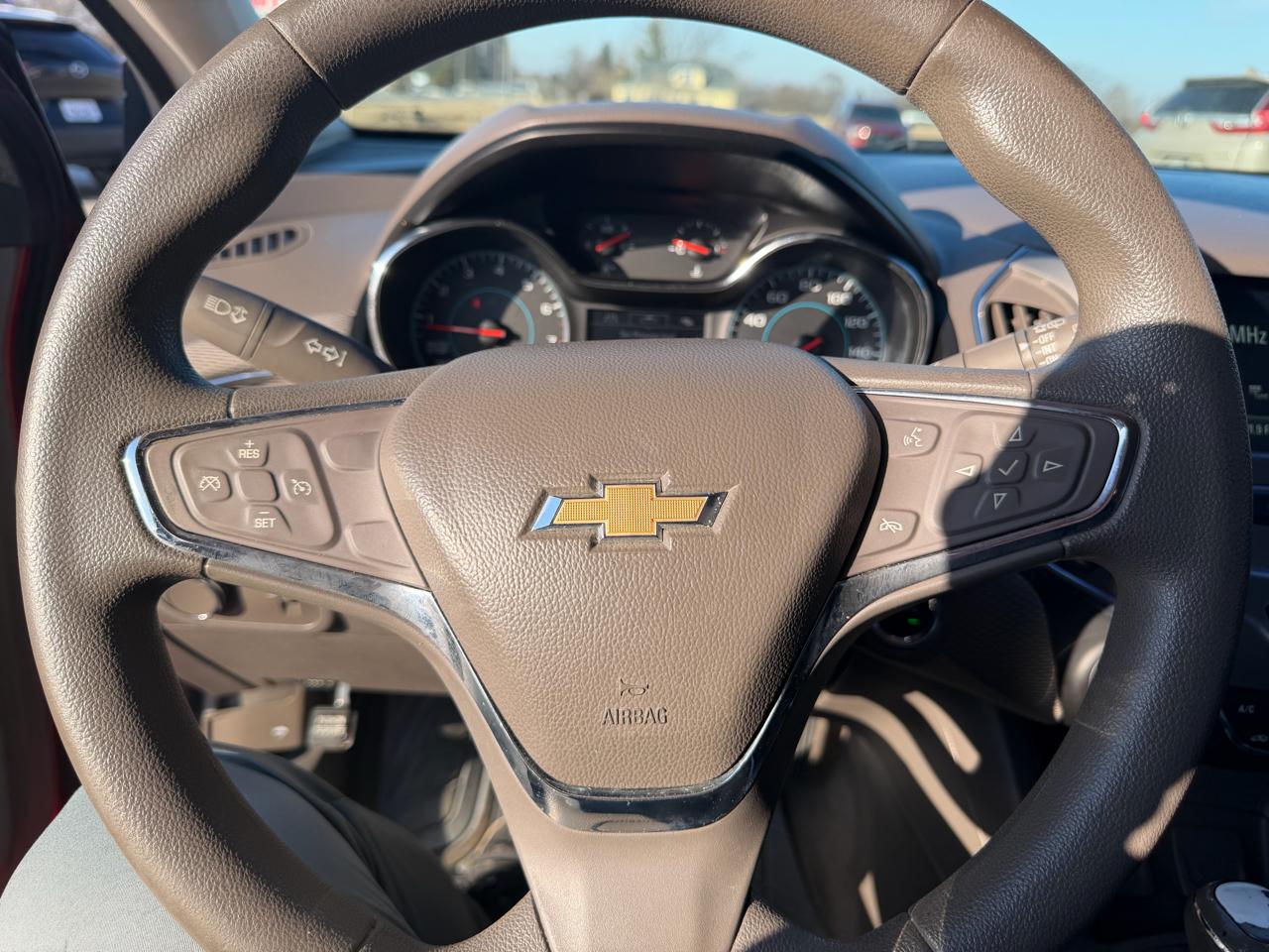 Chevrolet Cruze 4dr HB 1.4L LT w/1SD 2017