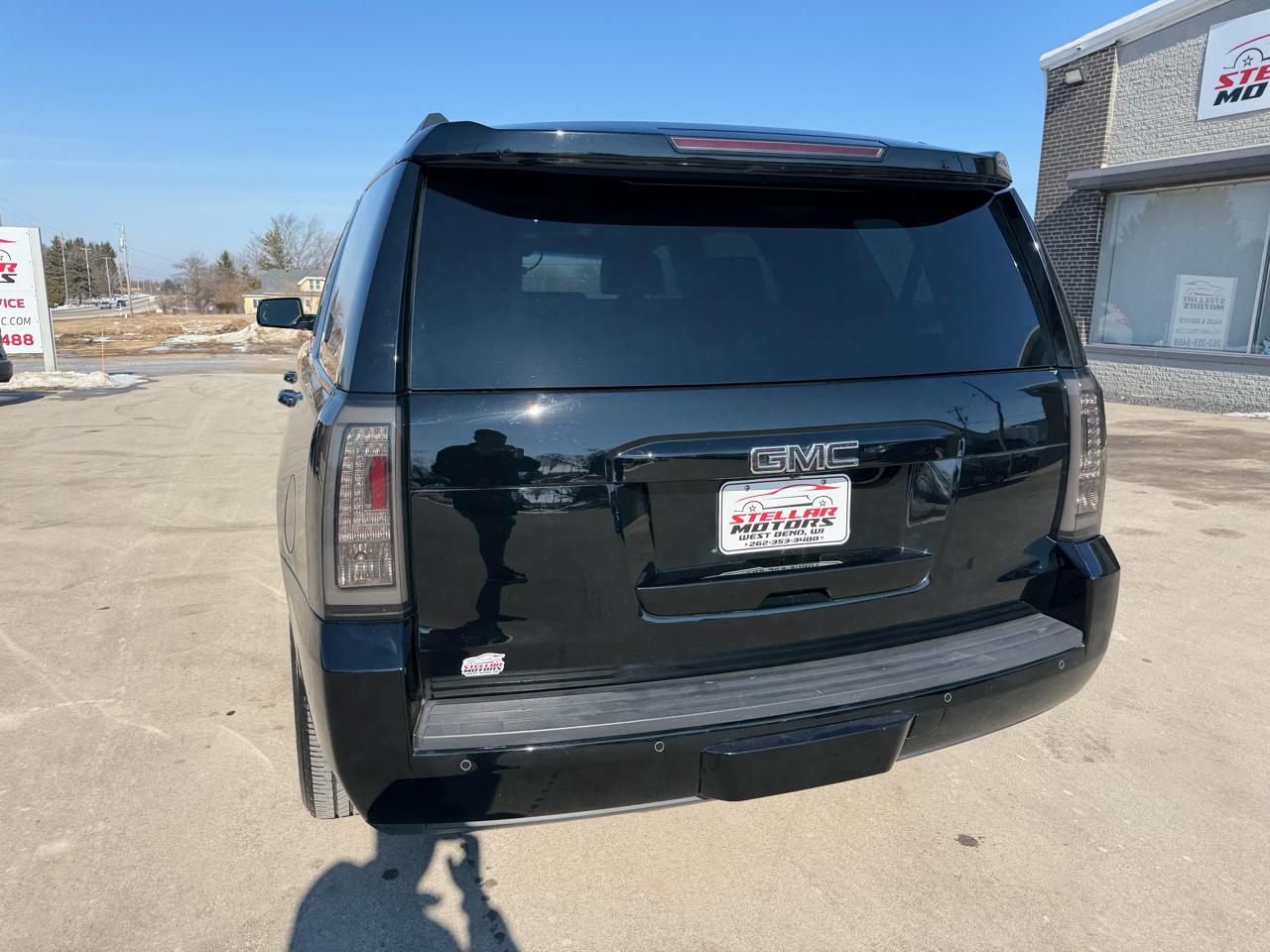 GMC Yukon 4WD 4dr SLT 2015