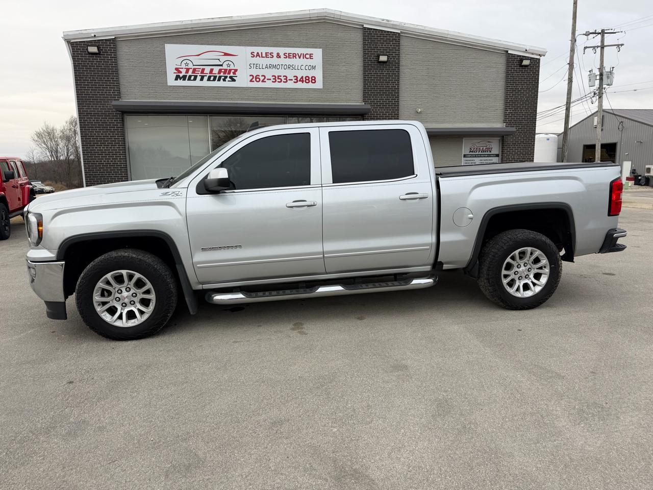 GMC Sierra 1500 4WD Crew Cab 143.5" SLE 2017