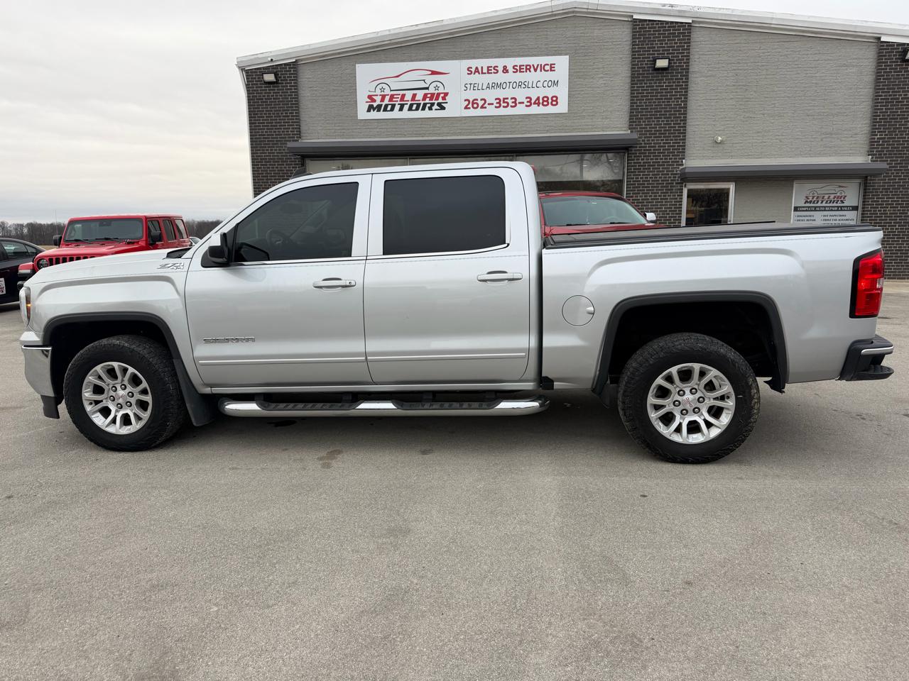 GMC Sierra 1500 4WD Crew Cab 143.5" SLE 2017