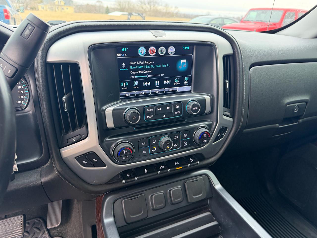 GMC Sierra 1500 4WD Crew Cab 143.5" SLE 2017