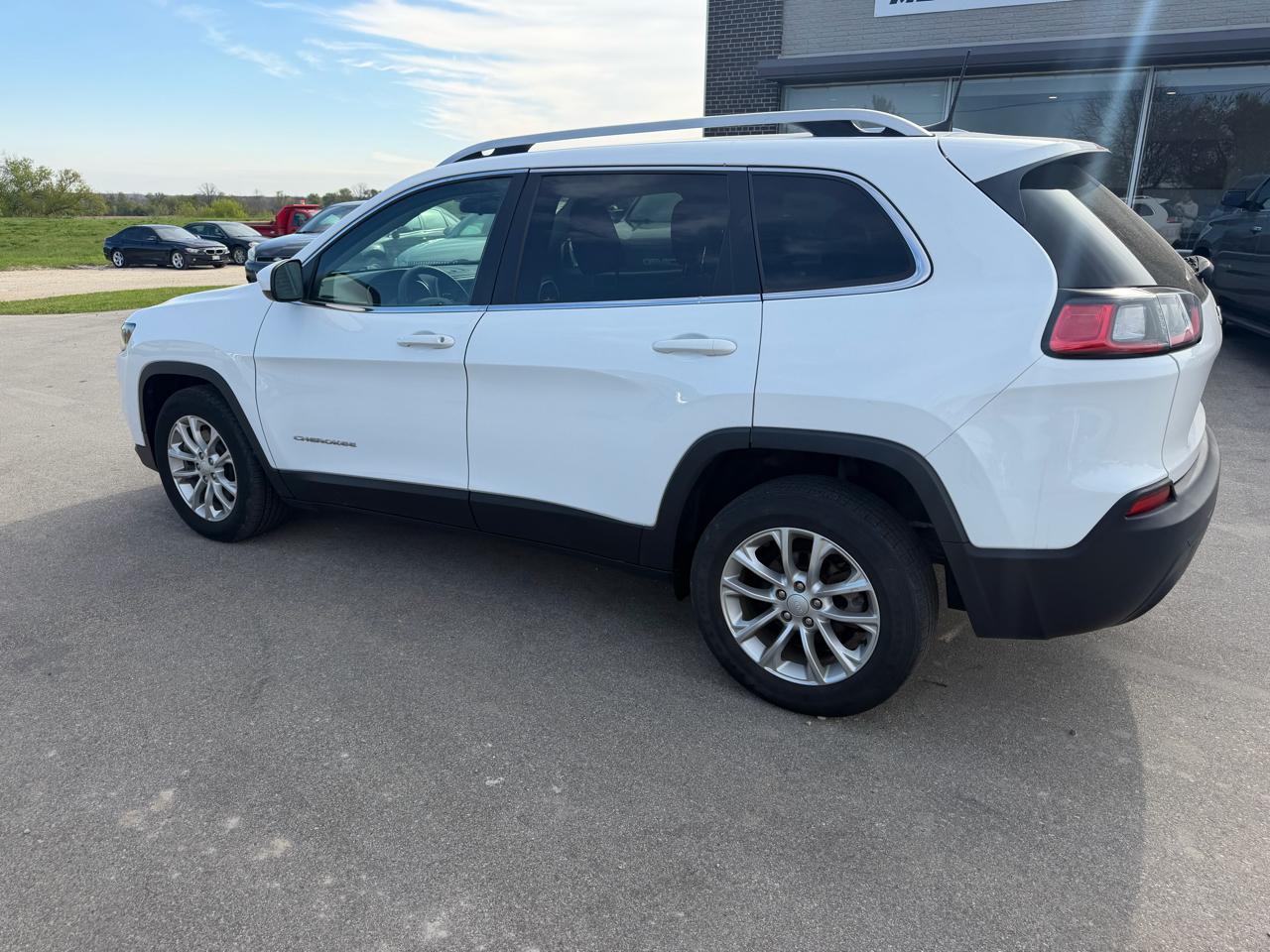 Jeep Cherokee Latitude FWD 2019