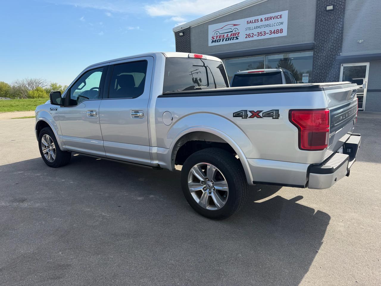 Ford F-150 Platinum SuperCrew 5.5-ft. Bed 4WD 2019