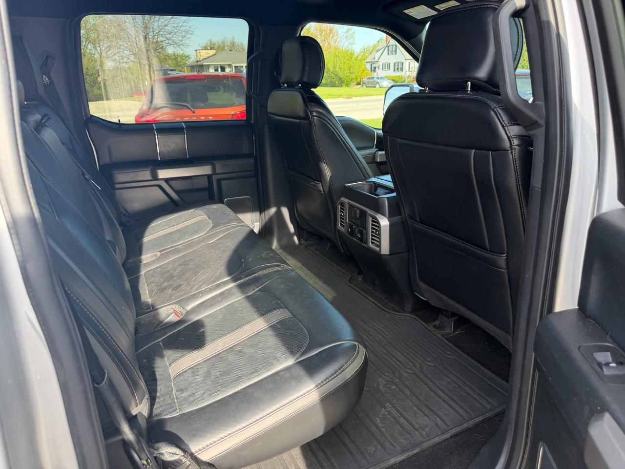 Ford F-150 Platinum SuperCrew 5.5-ft. Bed 4WD 2019