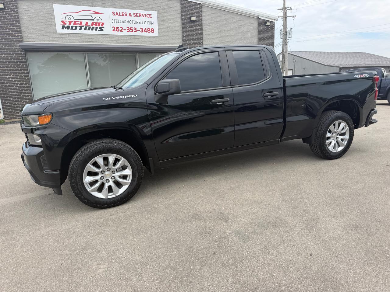 Chevrolet Silverado 1500 4WD Double Cab 147" Custom 2021