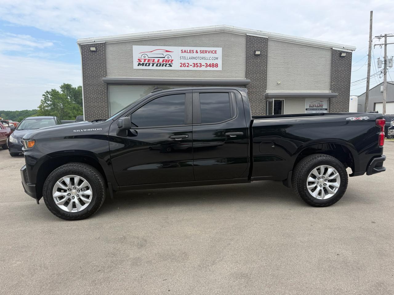 Chevrolet Silverado 1500 4WD Double Cab 147" Custom 2021