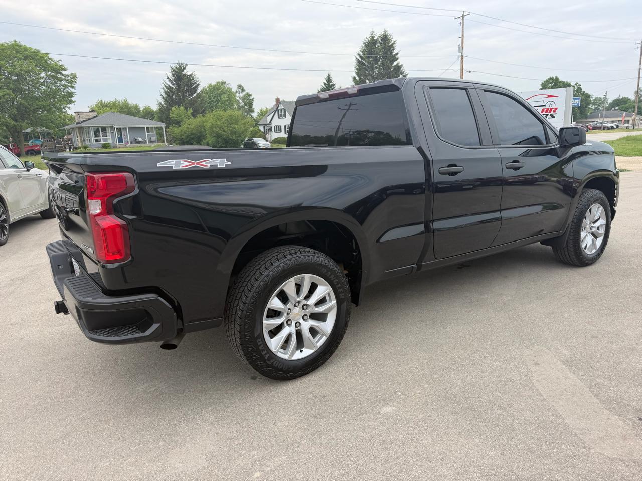 Chevrolet Silverado 1500 4WD Double Cab 147" Custom 2021