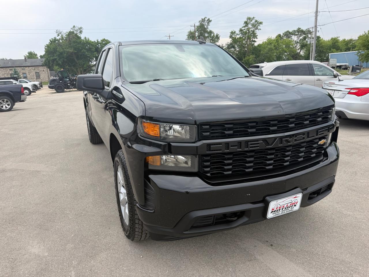 Chevrolet Silverado 1500 4WD Double Cab 147" Custom 2021