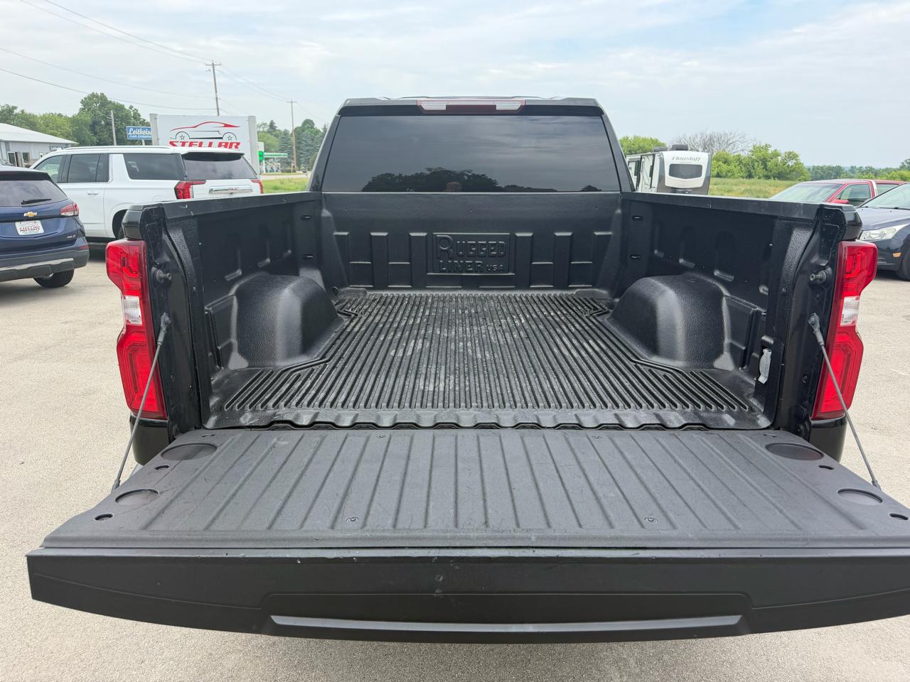 Chevrolet Silverado 1500 4WD Double Cab 147" Custom 2021