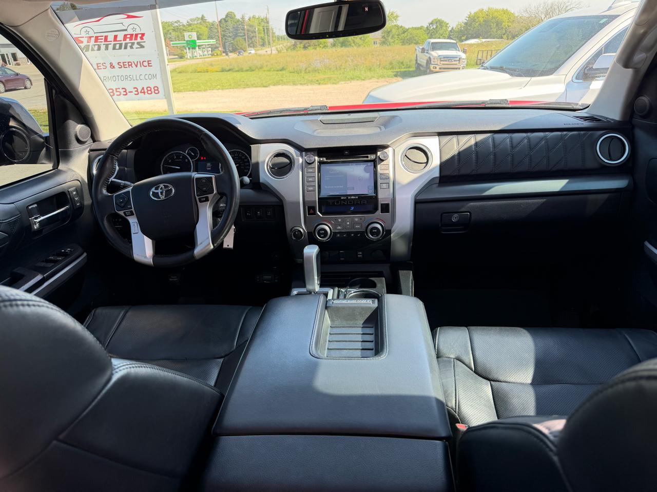 Toyota Tundra 4WD Truck CrewMax 5.7L FFV V8 6-Spd AT Platinum (Natl) 2014