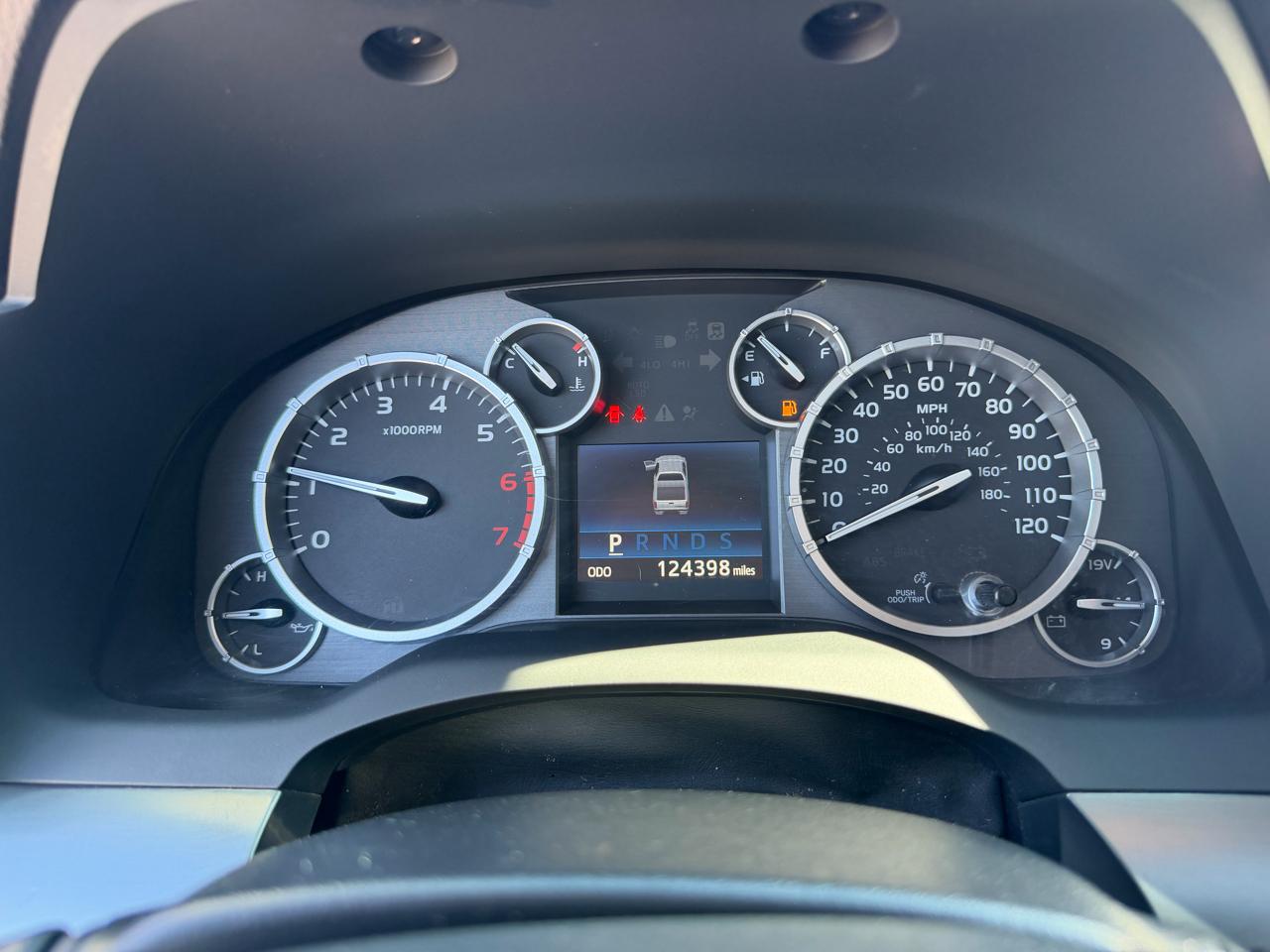 Toyota Tundra 4WD Truck CrewMax 5.7L FFV V8 6-Spd AT Platinum (Natl) 2014