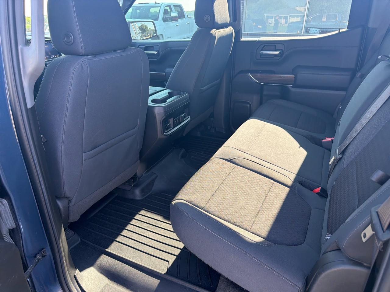 Chevrolet Silverado 1500 4WD Crew Cab 147" RST 2019