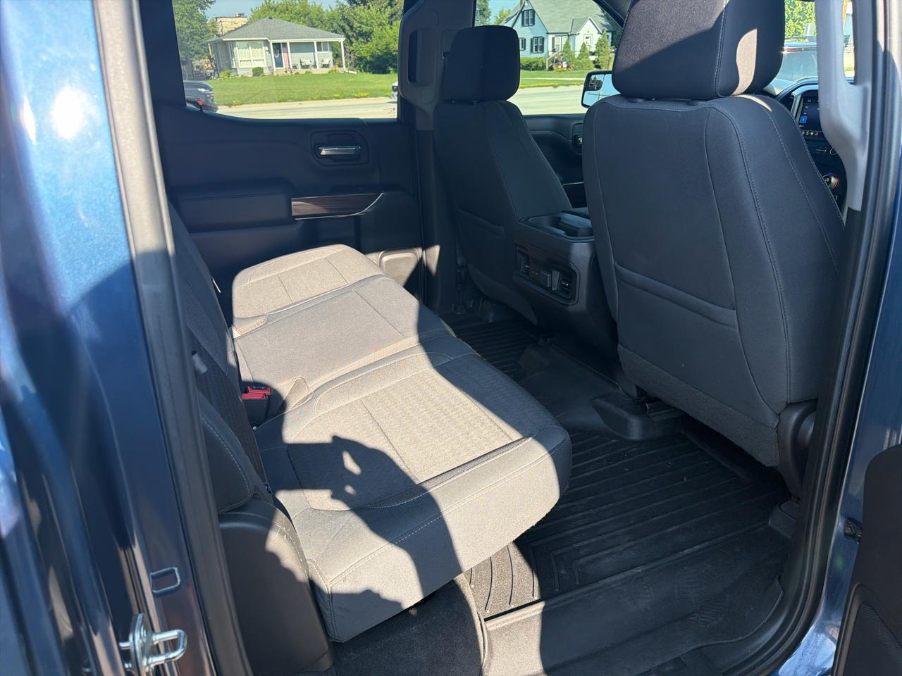 Chevrolet Silverado 1500 4WD Crew Cab 147" RST 2019