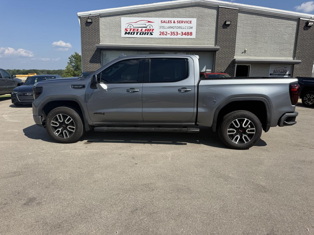 GMC Sierra 1500 4WD Crew Cab 147" AT4 2019
